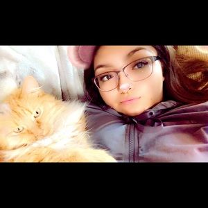 Meet your Posher, Aariana